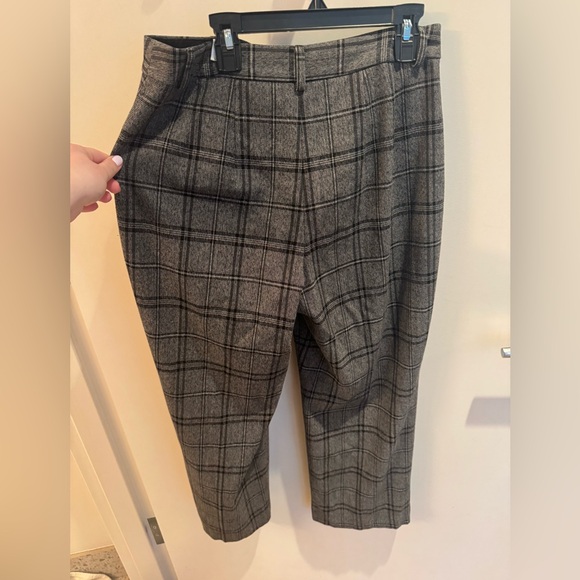 Women’s Express Plaid Grey Trousers - Picture 3 of 4
